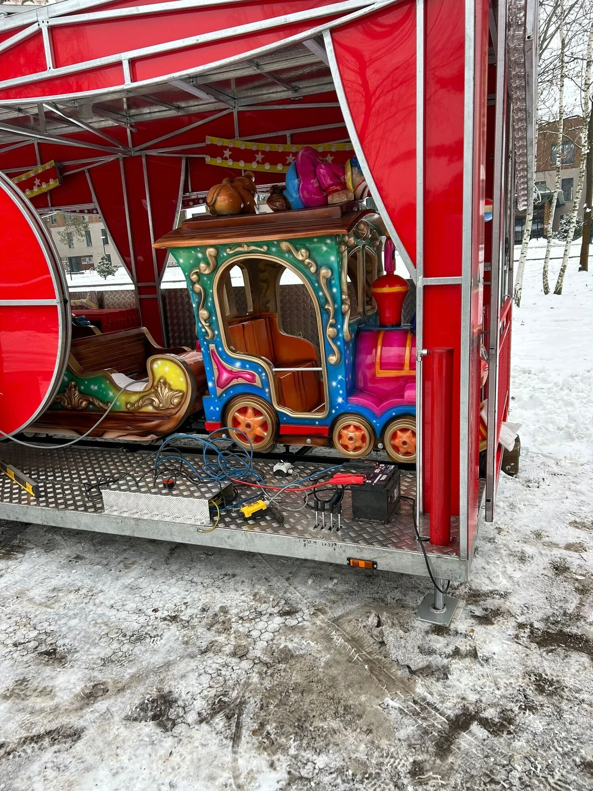 The Christmas train, at the factory and on site. by JKPARKRIDES