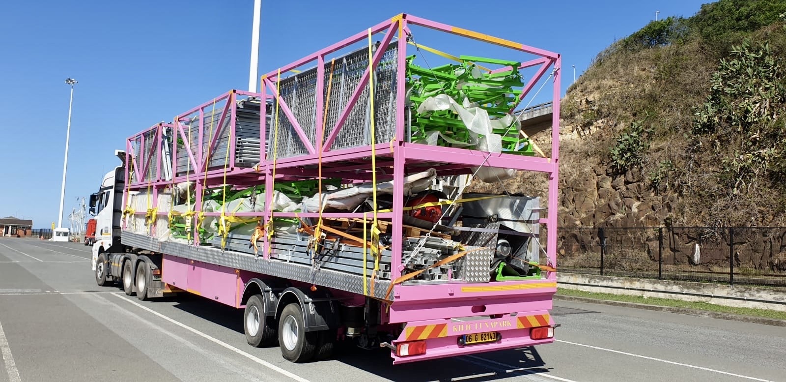 Apple Coaster On Trailer — ride folded or packed for transport