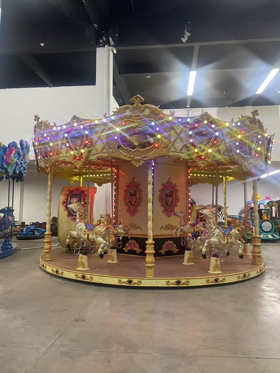Christmas Carousel test operation