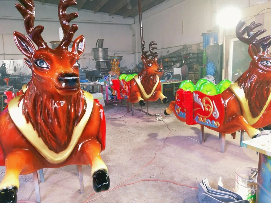 Christmas Train — 14 Seats by JKPARKRIDES