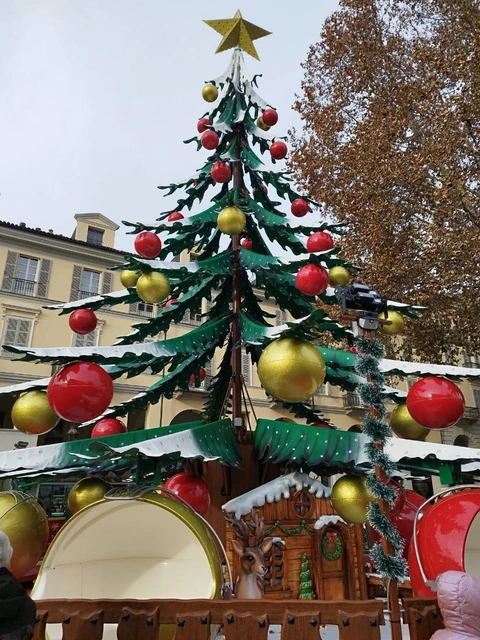 Christmas Tree Ride — 40 Riders by JKPARKRIDES