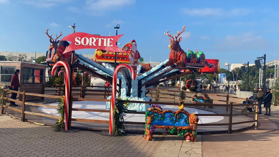 Flying Santa — 32 Riders by JKPARKRIDES