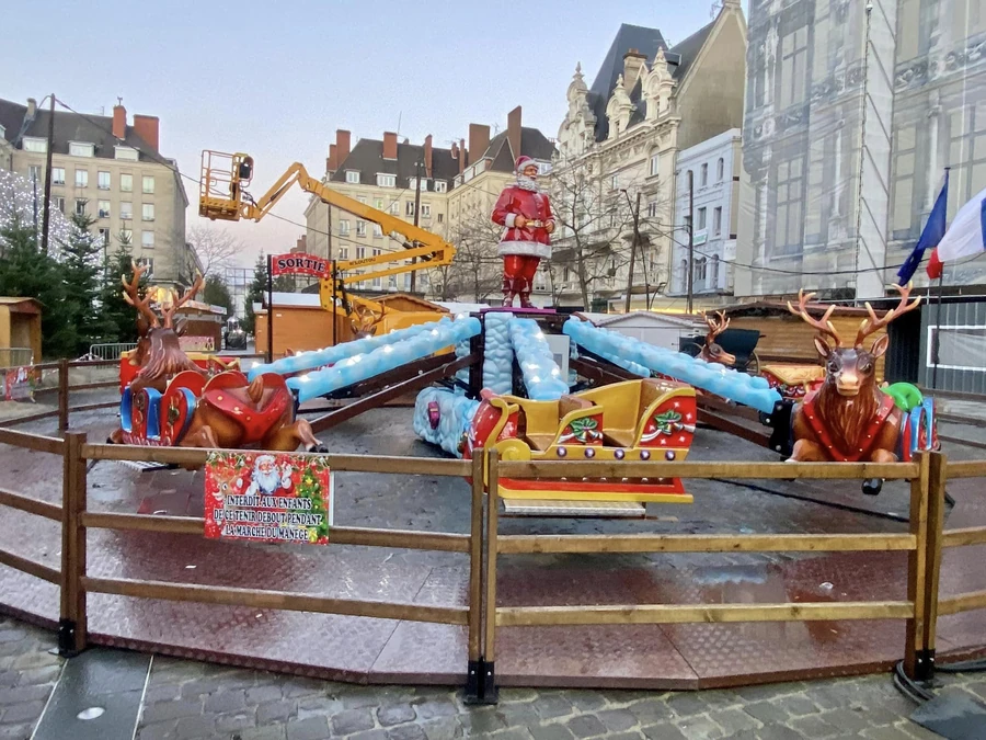 Flying Santa — 32 Riders by JKPARKRIDES