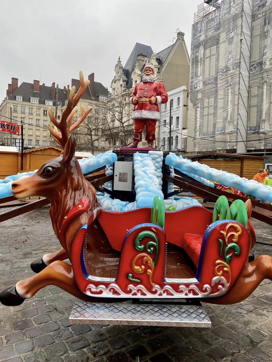 Flying Santa — 32 Riders by JKPARKRIDES