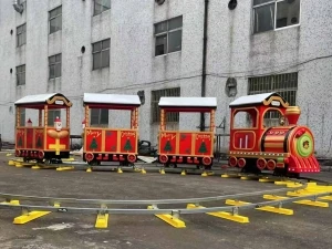 Winter Train 14 Seats by JKPARKRIDES