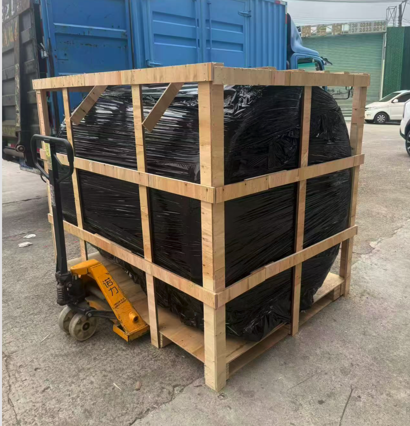 Amusement 360 Rolling Car case show